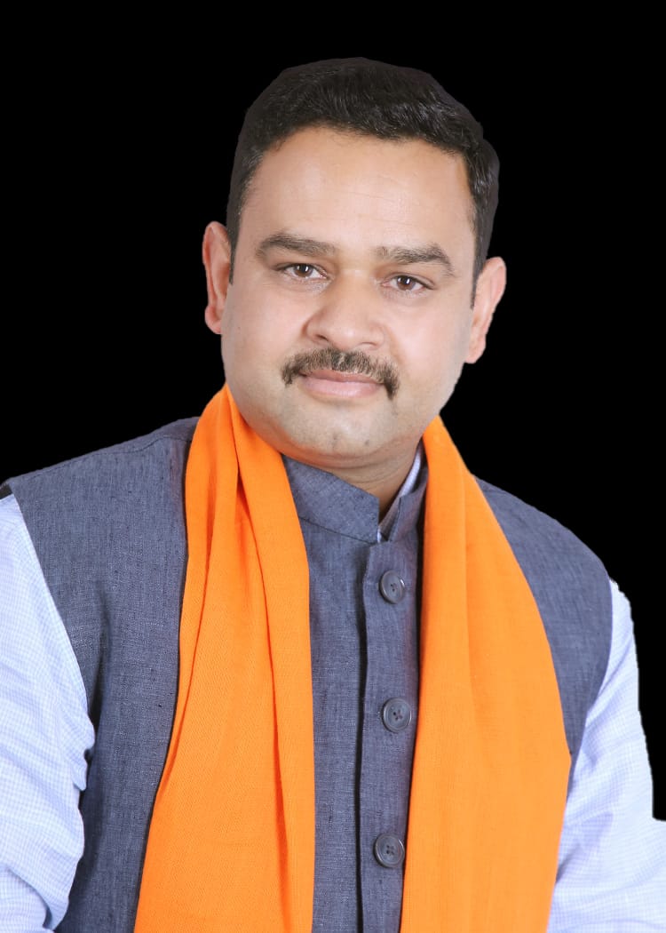 उमेश दत्त ने ट्रेनी नीति को युवाओं के साथ खुला धोखा बताया