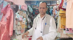 हमीरपुर के शांतनु कुमार लावारिस शवों को दे रहे सम्मानजनक विदाई।