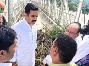 सुन्नी क्षेत्र में घराट नाला से घांघर तक डबल लेन पुल बनेगा, मंत्री विक्रमादित्य सिंह ने किया निरीक्षण व दिए निर्देश।