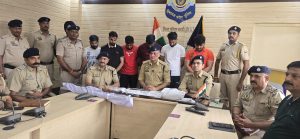 बददी पुलिस ने सोशल मीडिया पर हथियारों का प्रदर्शन करने वाले छह युवकों को गिरफ्तार कर हथियार जब्त किए।
